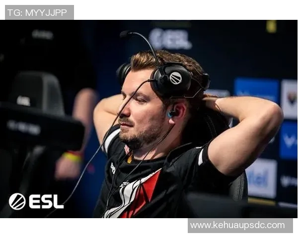 电竞新闻S15LOL比赛中RNG战术引发热议CSGO比分成焦点讨论 电竞新闻S15LOL比赛中RNG战术引发热议CSGO比分成焦点讨论